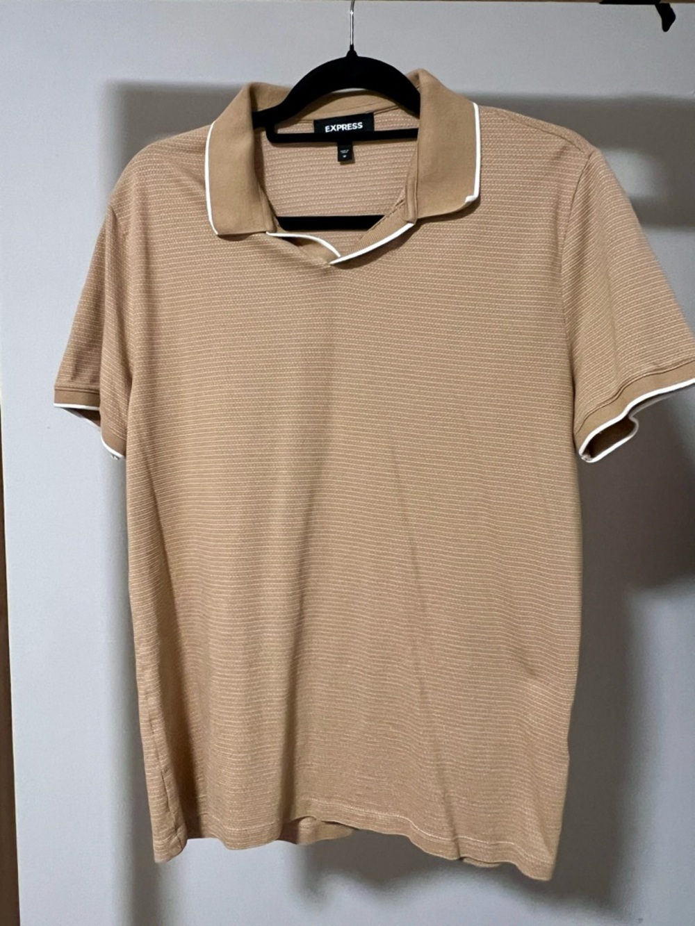 Express Men’s Beige Polo with White Piping